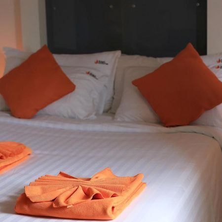 The Original Orange Hotel Nakhon Si Thammarat Værelse billede